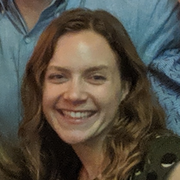 Meet your Posher, Kim - Picture 1 of 2